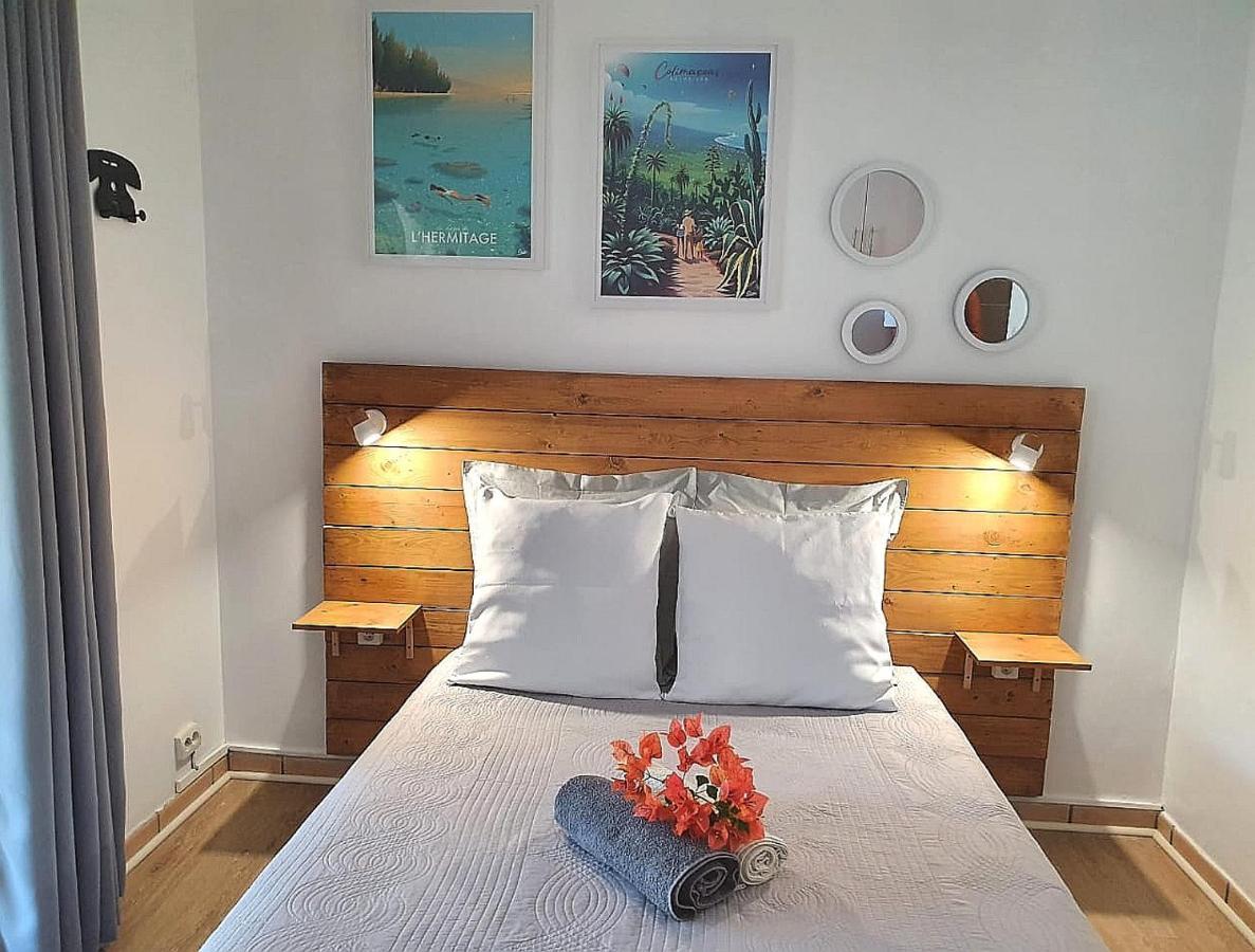 Au Bord De L'Eau La Saline Les Bains Apartment ภายนอก รูปภาพ